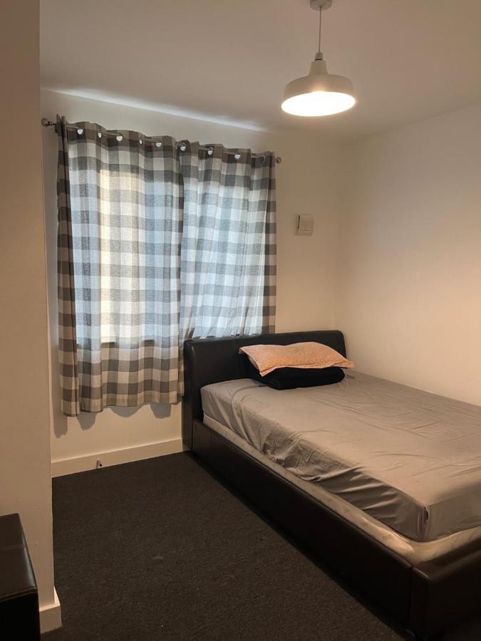 Double Bedroom With Ensuite Ilford Eksteriør bilde